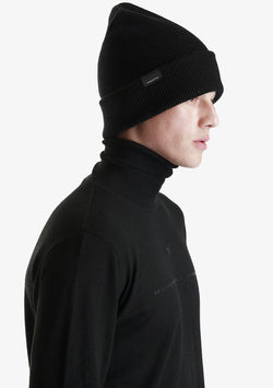 Шерстяная бини Pu53