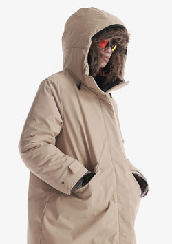 Удлинённая парка VELA Qw537